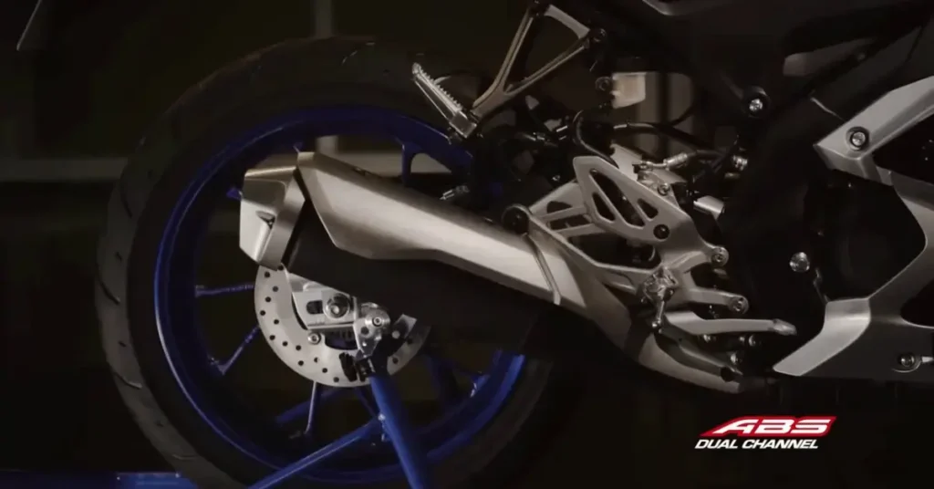 Upcoming Yamaha R15 V5 Top Features